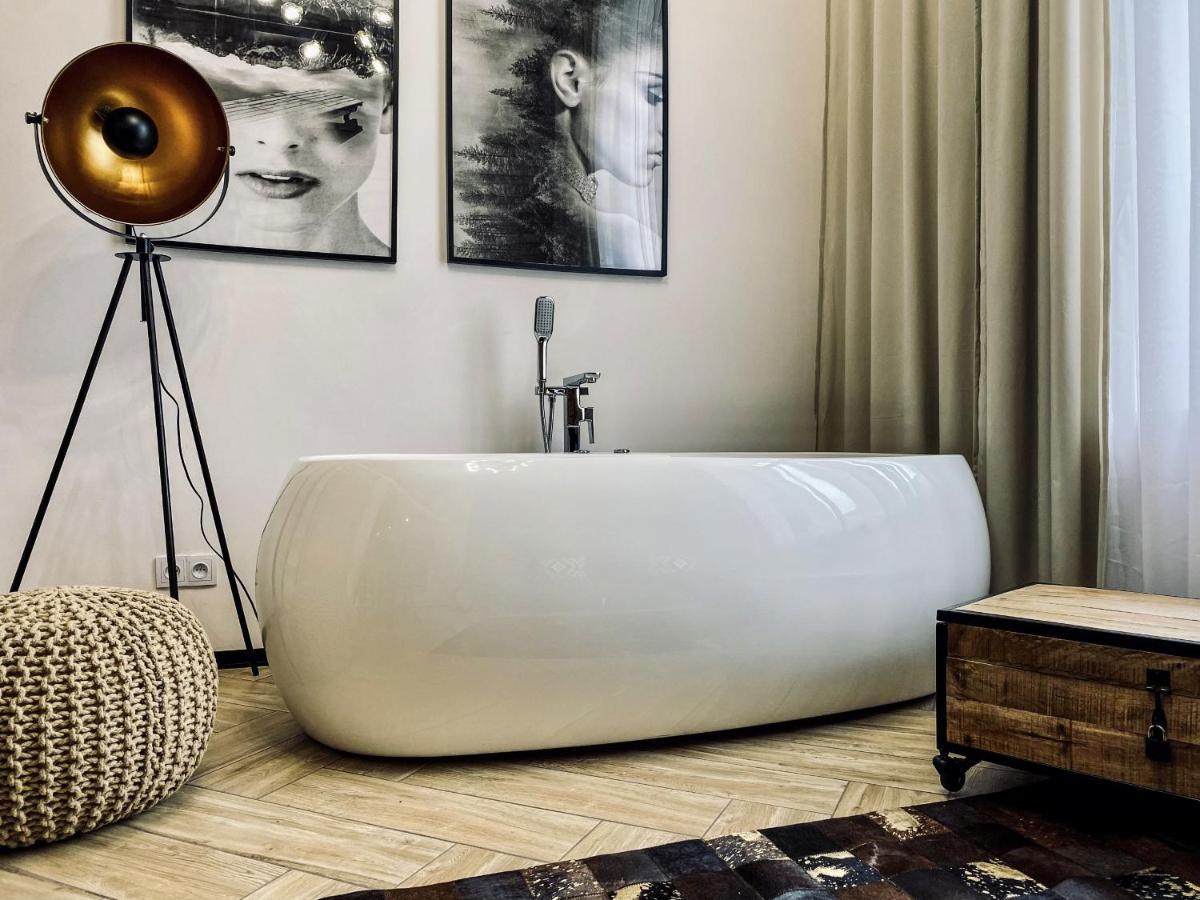 קרקוב Apartment Premium Jacuzzi For Couples, Old Town מראה חיצוני תמונה