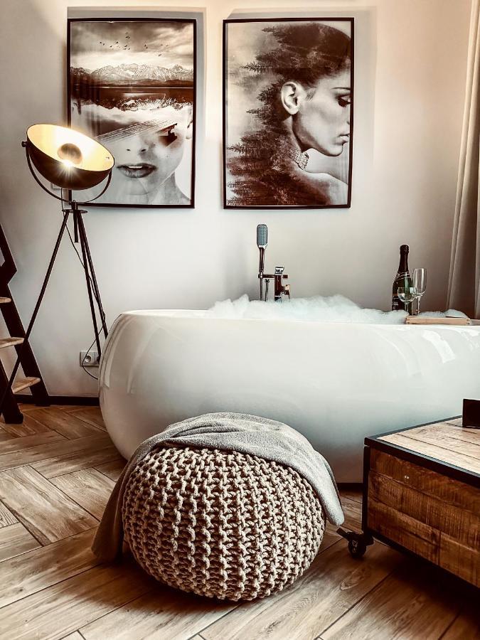 קרקוב Apartment Premium Jacuzzi For Couples, Old Town מראה חיצוני תמונה
