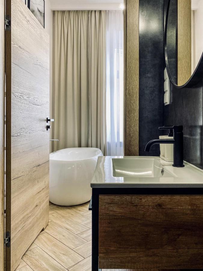 קרקוב Apartment Premium Jacuzzi For Couples, Old Town מראה חיצוני תמונה